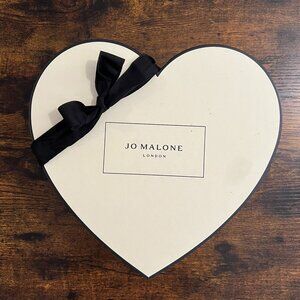 Jo Malone Valentine Heart Gift Box